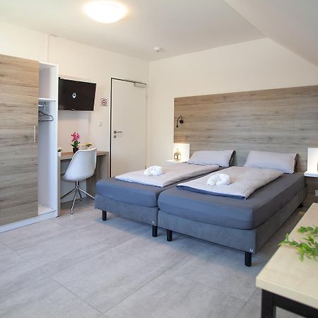 Mk Hostel Oyten - Free Wifi & Parking - 24H Check-In Esterno foto