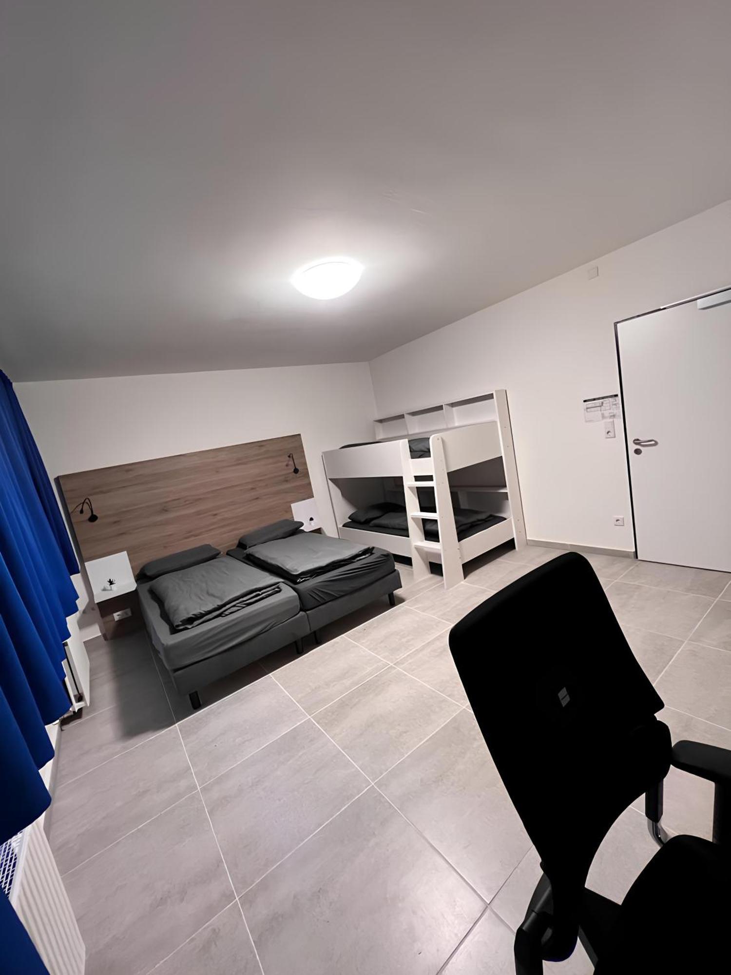 Mk Hostel Oyten - Free Wifi & Parking - 24H Check-In Esterno foto