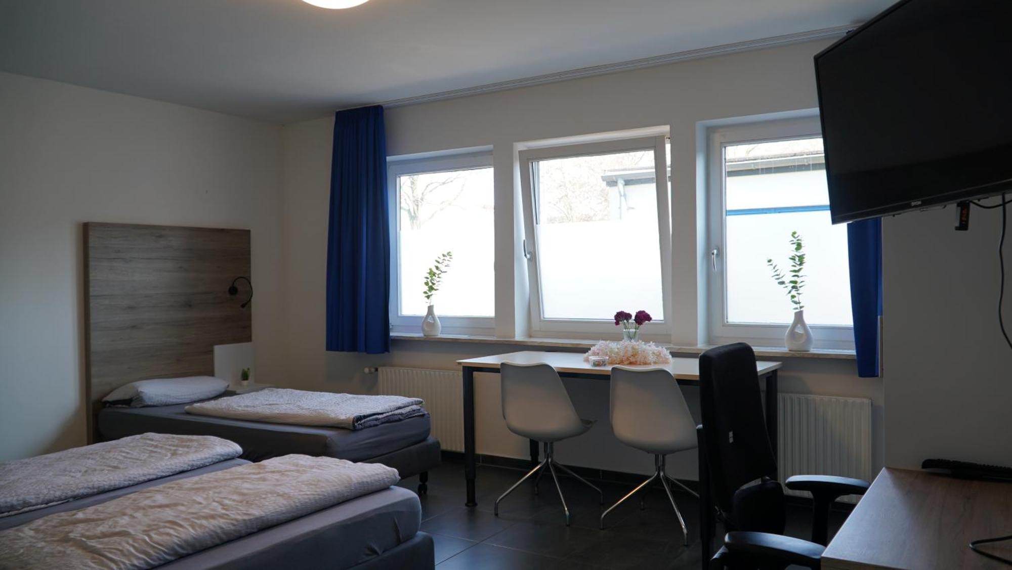 Mk Hostel Oyten - Free Wifi & Parking - 24H Check-In Esterno foto
