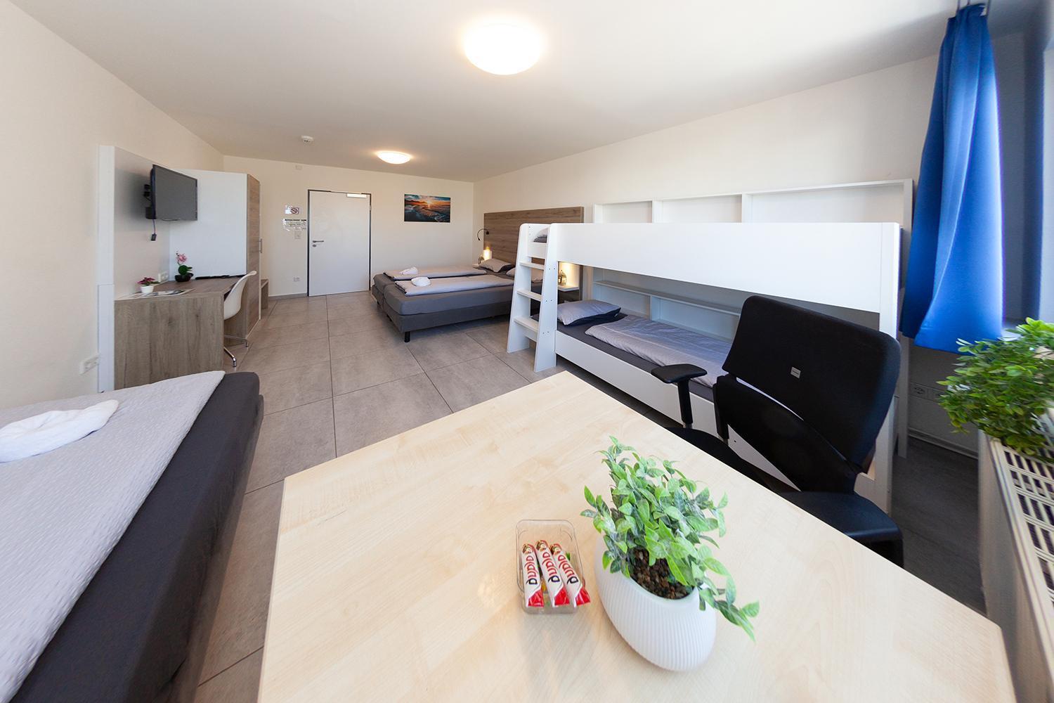Mk Hostel Oyten - Free Wifi & Parking - 24H Check-In Esterno foto